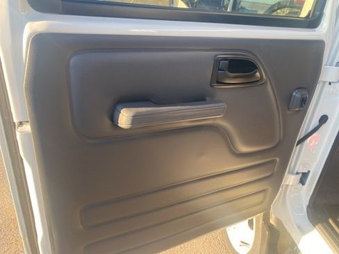 New 2025 Chevrolet Low Cab Forward image 10