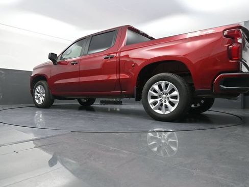 Used 2020 Chevrolet Silverado 1500 Custom w/ Custom Value Package AWD/4WD image 37