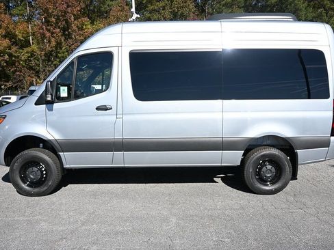 New 2025 Mercedes-Benz Sprinter 2500 image 3