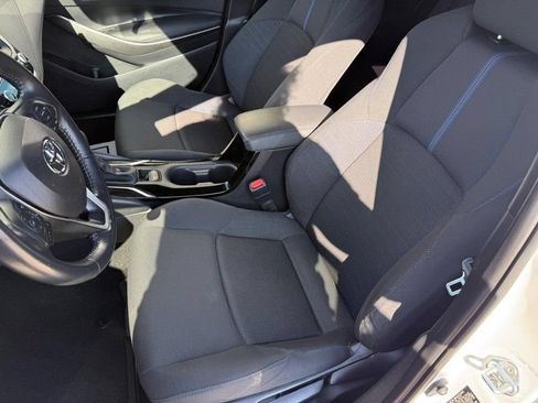 Used 2022 Toyota Corolla SE FWD image 16