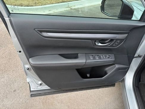 Used 2025 Honda CR-V Sport-L image 4