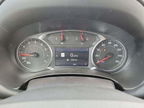 New 2024 GMC Terrain SLT w/ Infotainment Package II AWD/4WD image 23