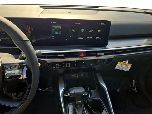 New 2026 Kia Sorento LX FWD image 24
