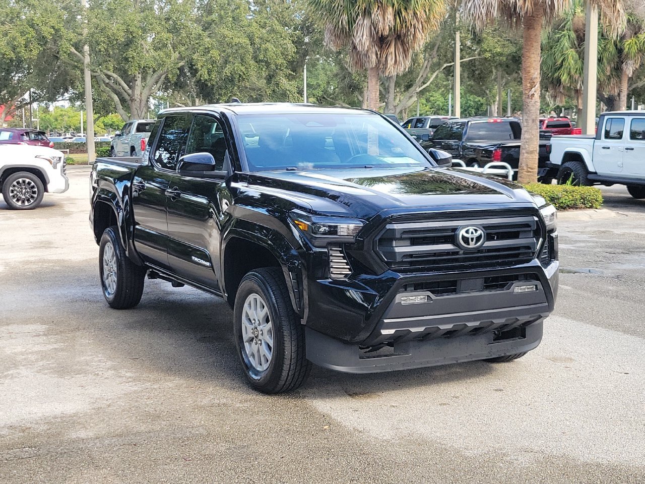 Used 2026 Toyota Tacoma SR5 RWD image 2