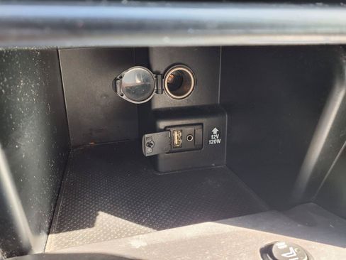 Used 2013 Toyota Camry SE FWD image 8