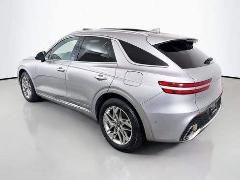 Used 2023 Genesis GV70 2.5T w/ Advanced Package AWD/4WD image 5