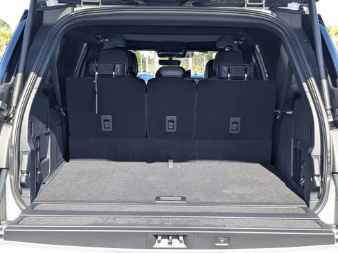 New 2026 Lincoln Navigator L Reserve w/ Jet Appearance Package image 13