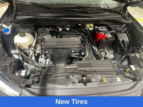 Used 2025 Ford Escape ST-Line Select AWD/4WD image 24