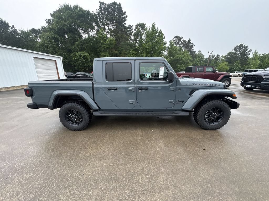 New 2026 Jeep Gladiator Sport AWD/4WD image 9