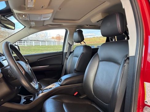 Used 2016 Dodge Journey R/T image 9