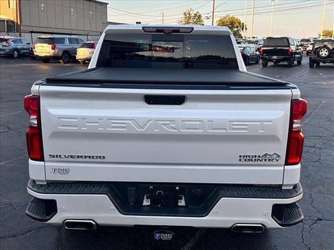 Certified 2021 Chevrolet Silverado 1500 High Country w/ Technology Package AWD/4WD image 10