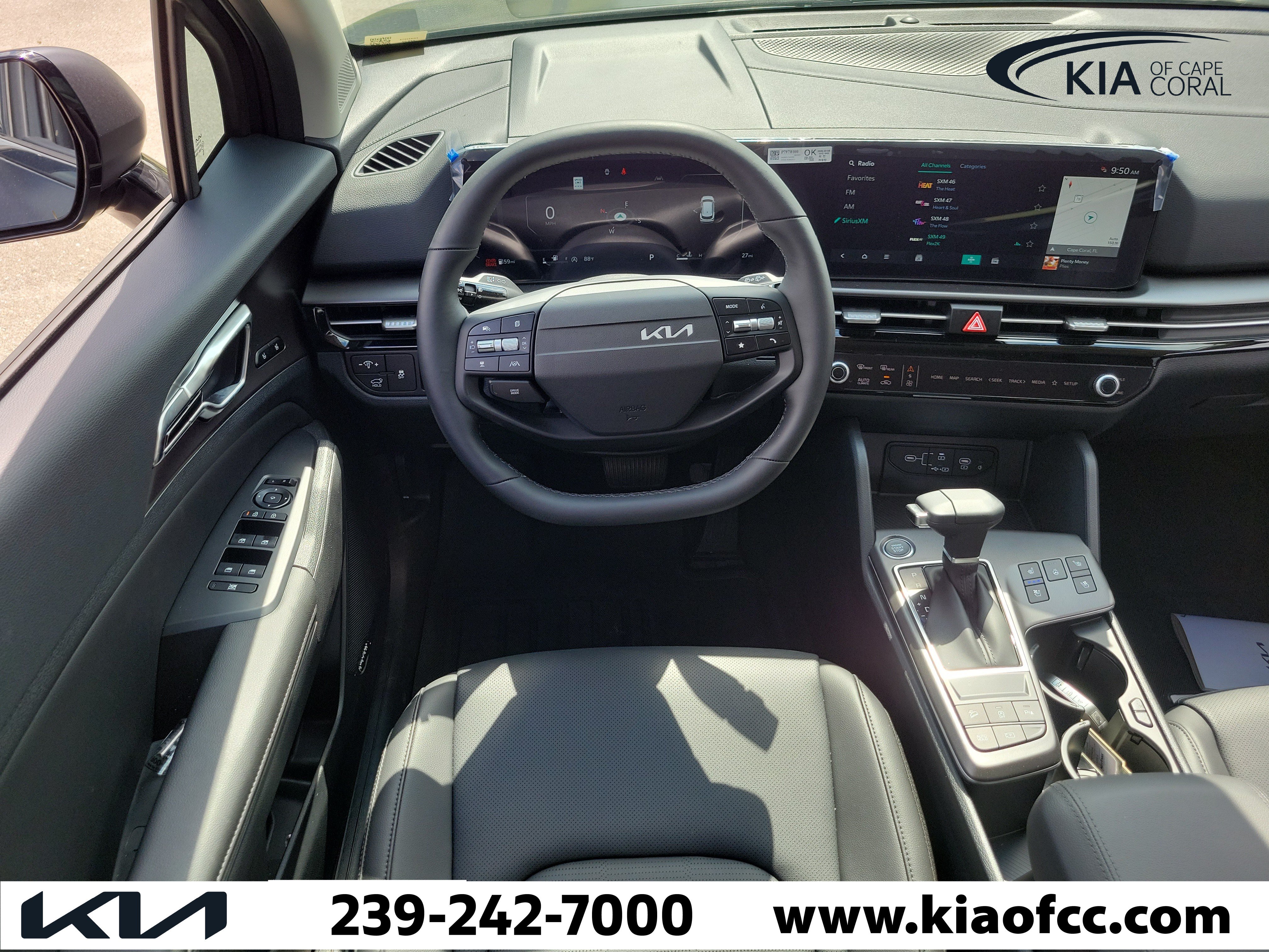 New 2026 Kia Sportage SX FWD image 16