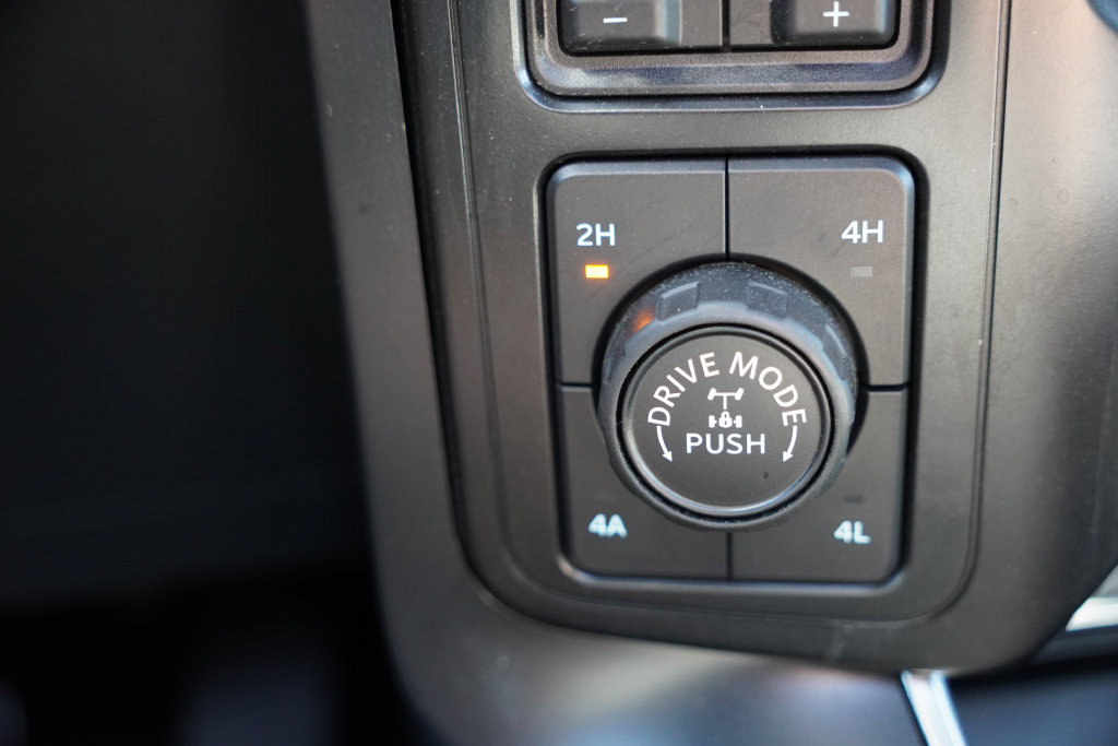 Certified 2024 Ford F150 Raptor AWD/4WD image 33