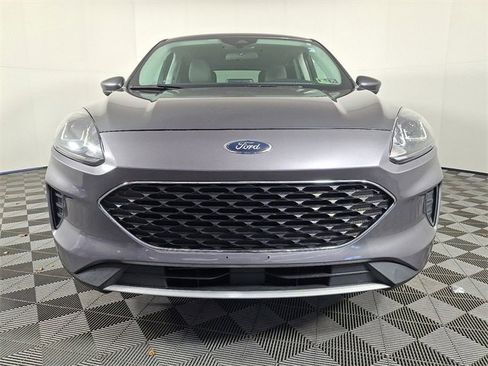 Used 2021 Ford Escape SE image 5