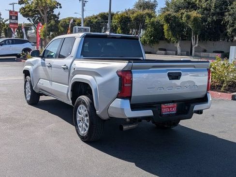 Used 2024 Toyota Tacoma SR5 RWD image 11