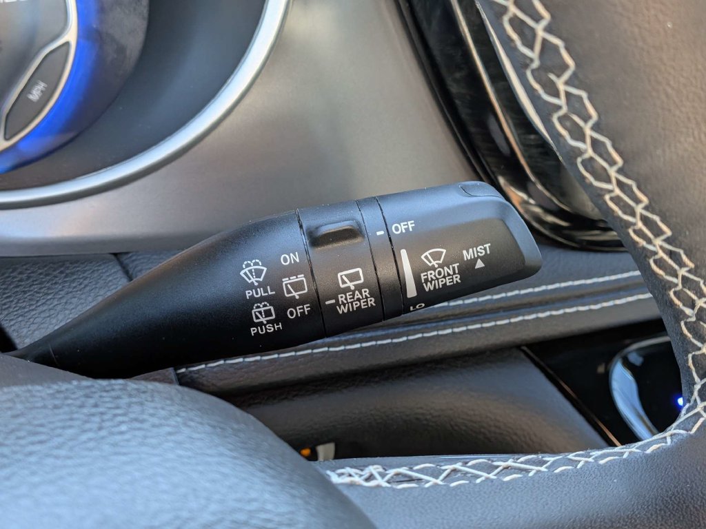 Used 2026 Chrysler Pacifica Select w/ S Appearance Package FWD image 26