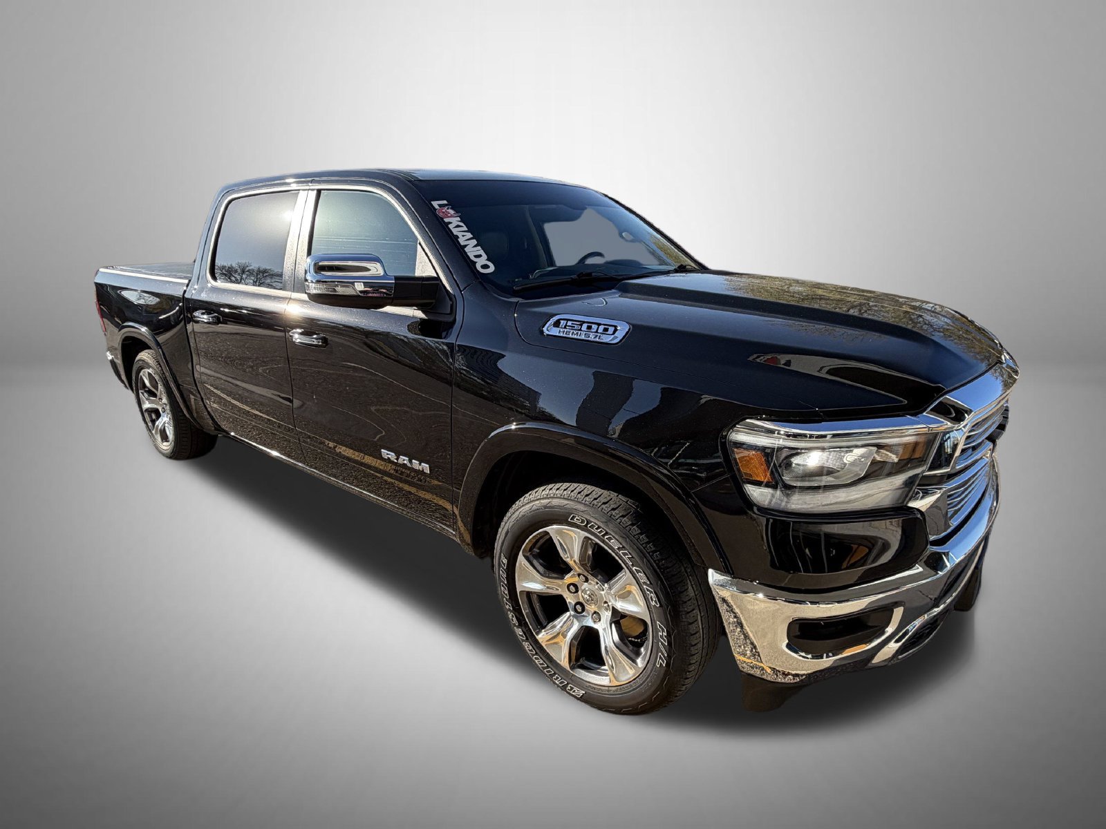 Used 2020 RAM 1500 Laramie AWD/4WD image 2