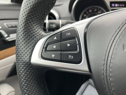 Used 2019 Mercedes-Benz SL 550 image 22