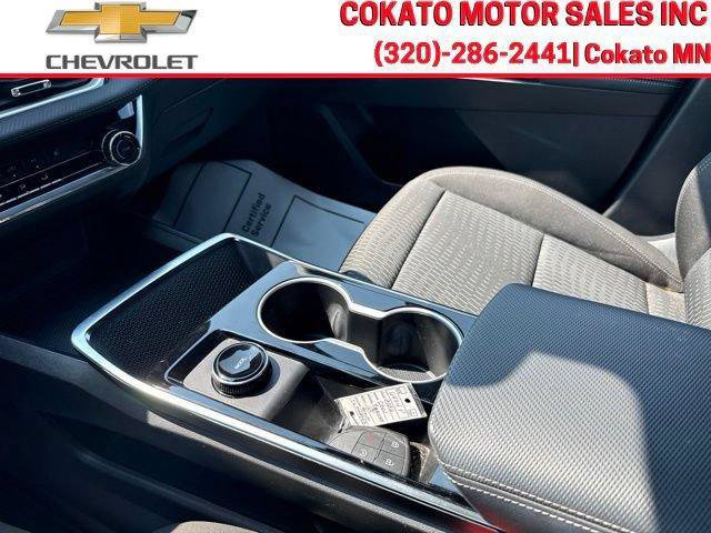 Used 2026 Chevrolet Equinox LT AWD/4WD image 18