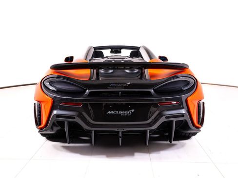 Used 2020 McLaren 600LT Spider image 6