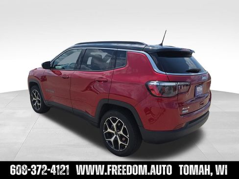 Used 2025 Jeep Compass Limited AWD/4WD image 5