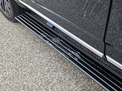 Used 2022 GMC Yukon XL Denali w/ Max Trailering Package image 7