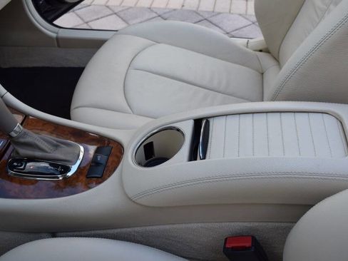 Used 2007 Mercedes-Benz CLK 350 Cabriolet image 64