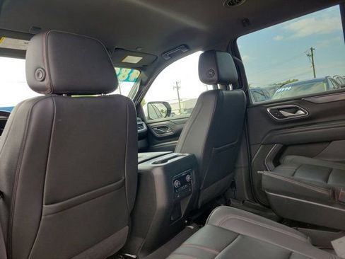 Used 2022 Chevrolet Tahoe RST w/ Luxury Package RWD image 16