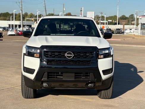 New 2026 Nissan Frontier SV w/ Tow Package image 5