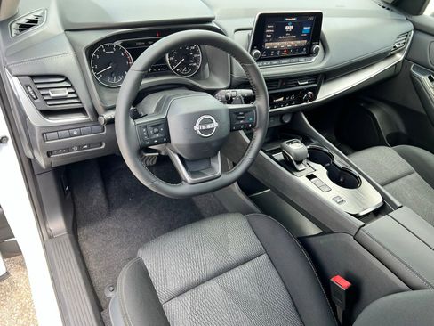 New 2026 Nissan Rogue SV w/ Cold Weather Package image 10