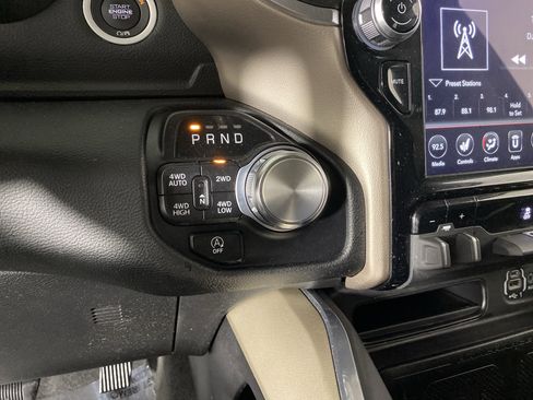 Used 2021 RAM 1500 Laramie image 32