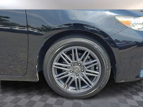 Used 2014 Lexus ES 350 w/ Premium Package FWD image 9