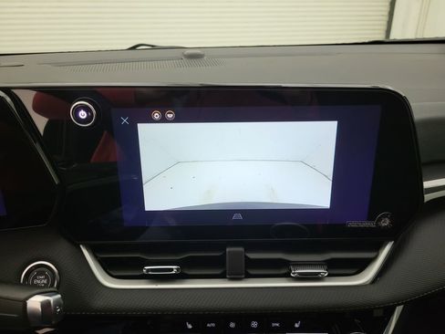 New 2026 Chevrolet Equinox LT w/ Convenience Package II image 12