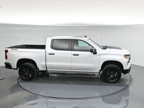 Used 2024 Chevrolet Silverado 1500 LT Trail Boss w/ LT Trail Boss Premium Package image 57