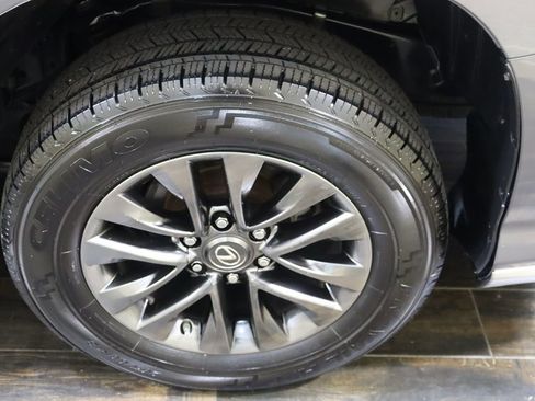 Used 2019 Lexus GX 460 Premium image 30