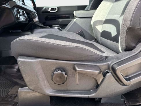 Used 2022 Ford Bronco Big Bend image 13