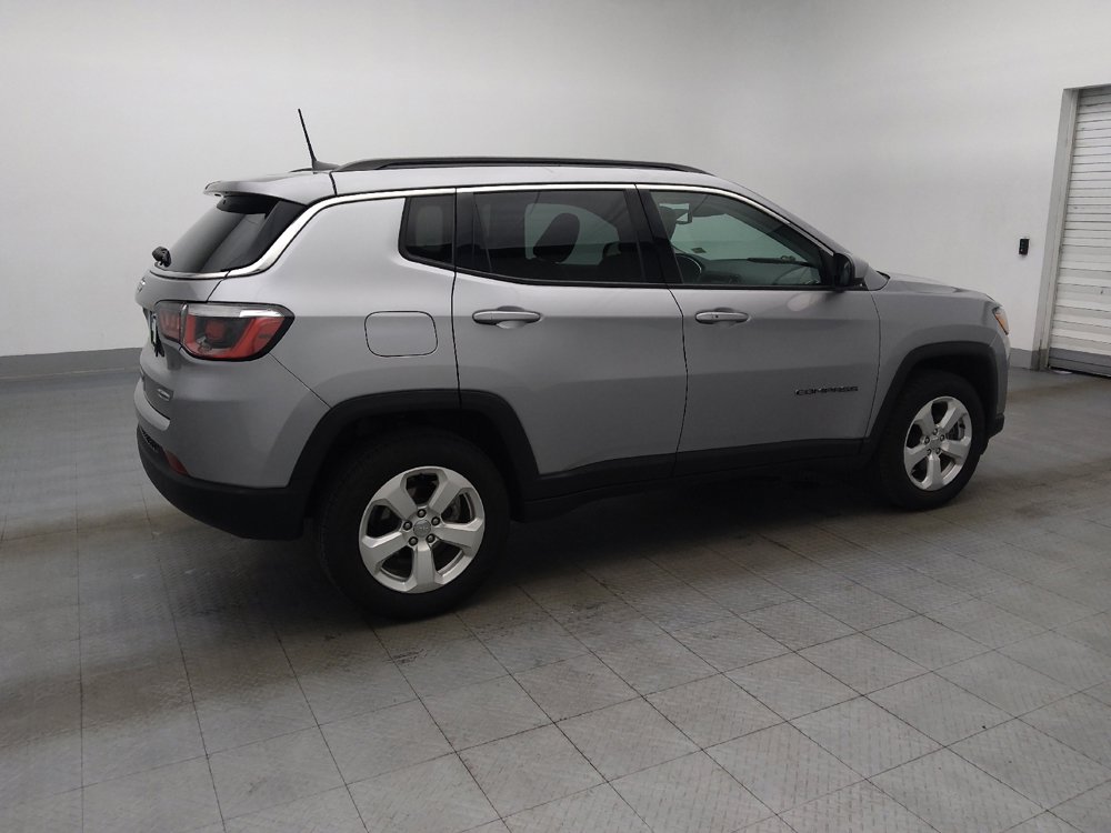 Used 2019 Jeep Compass Latitude w/ Popular Equipment Group AWD/4WD image 10