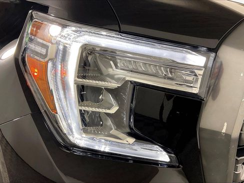 Used 2021 GMC Sierra 1500 AT4 w/ AT4 Premium Package AWD/4WD image 30