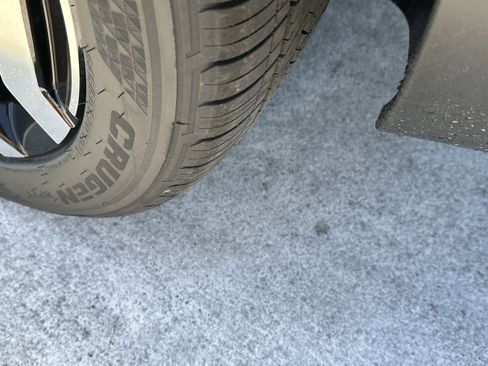 New 2025 Kia Telluride S image 11