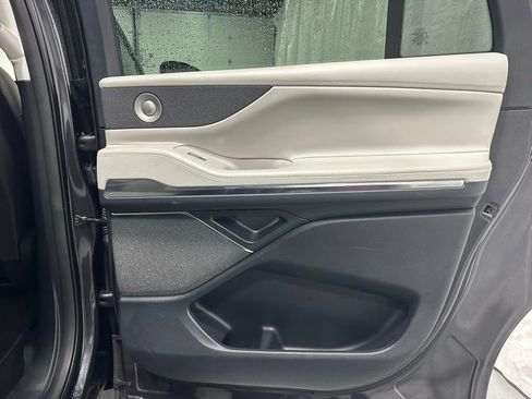 Used 2025 Lincoln Navigator L Reserve image 63