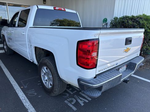 Used 2017 Chevrolet Silverado 1500 LT w/ LT Eassist Package RWD image 4