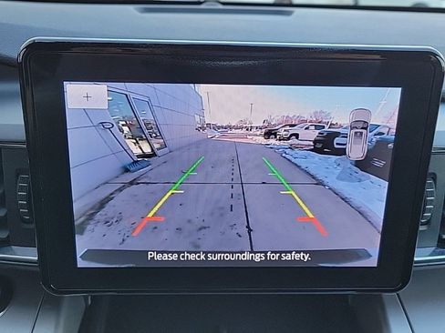 Used 2021 Ford Explorer XLT w/ Equipment Group 202A AWD/4WD image 29