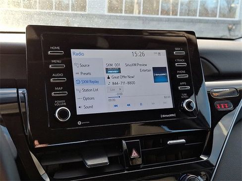 Used 2023 Toyota Camry SE image 17