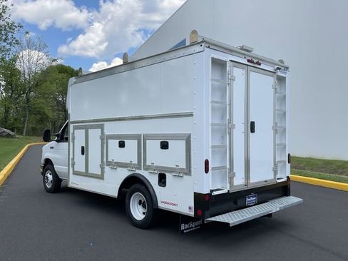 New 2026 Ford E-350 and Econoline 350 Super Duty w/ Power Equipment Group image 4