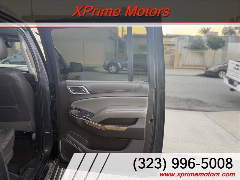 Used 2017 GMC Yukon XL Denali w/ Open Road Package AWD/4WD image 36