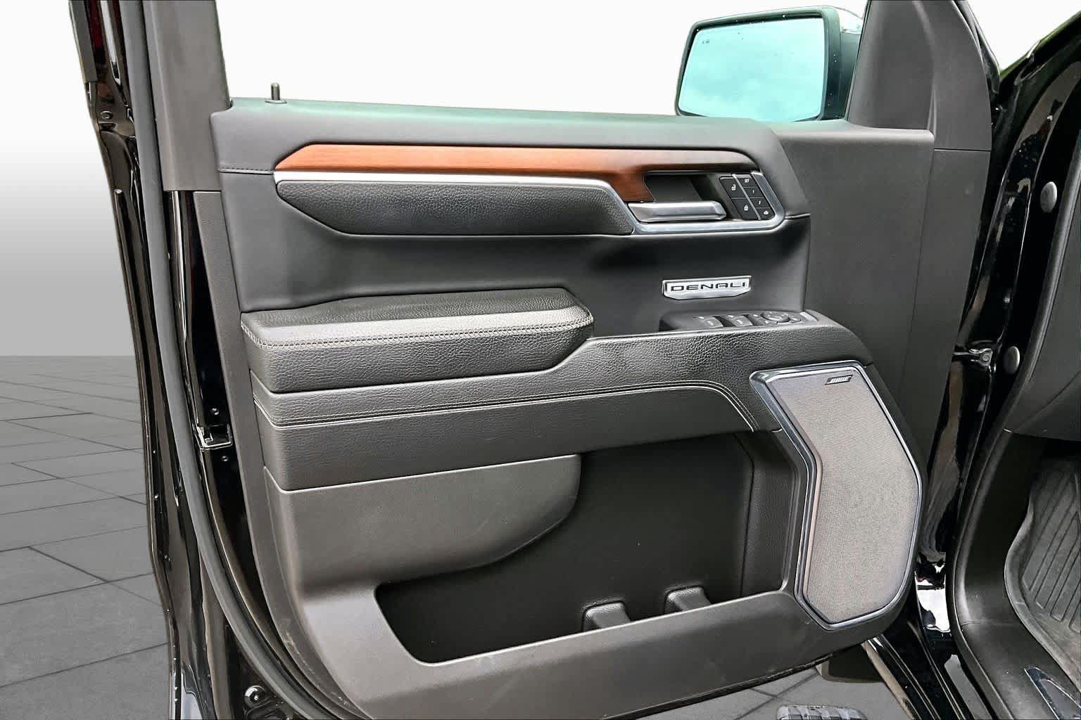 Used 2024 GMC Sierra 1500 Denali w/ Denali Reserve Package AWD/4WD image 21