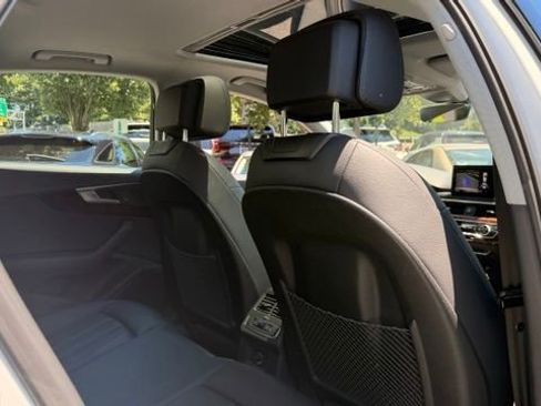 Used 2019 Audi A4 2.0T Premium w/ Convenience Package AWD/4WD image 4