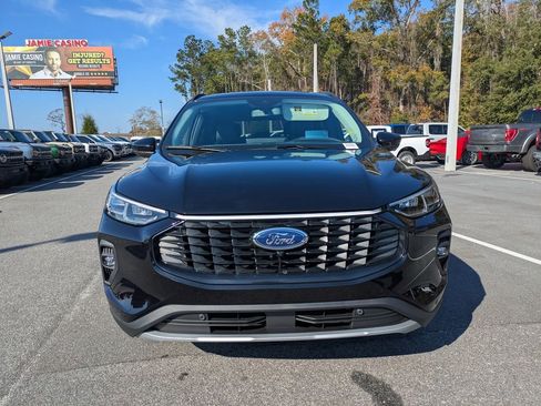 New 2026 Ford Escape SE w/ PHEV Premium Package image 9