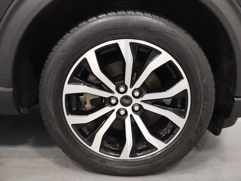 Used 2023 Ford Explorer ST-Line AWD/4WD image 29