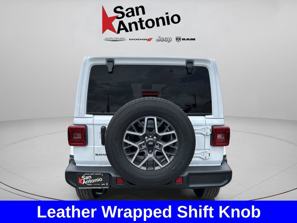 New 2026 Jeep Wrangler Unlimited Sahara AWD/4WD image 15